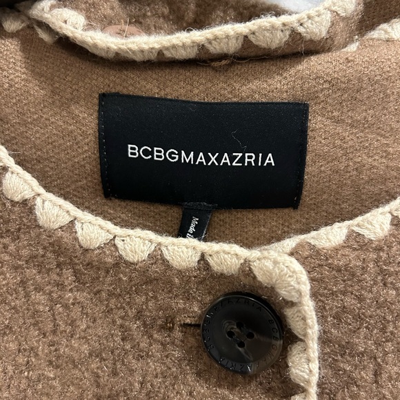 NWT BCBGMaxAzria Sweater w Cream Trim & Attached Scarf Sz M $298 - Picture 2 of 7